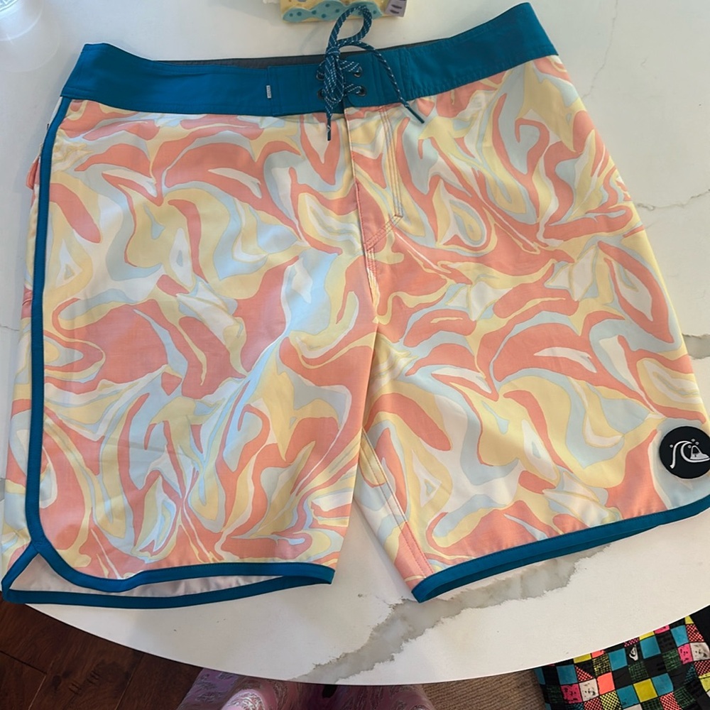 QUIKSILVER Board Shorts